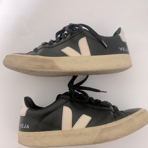 Veja Sneakers